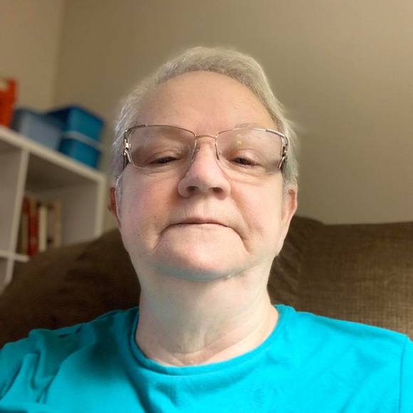 Meet your Posher, Ruth - Picture 1 of 1